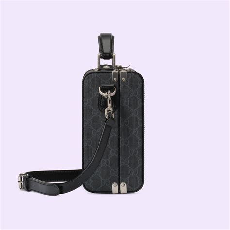 gucci kozmeticka taska|GG top handle beauty case in black Supreme .